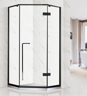 Aggiungi un tocco di design moderno al tuo bagno con la porta scorrevole della doccia e il recinto
