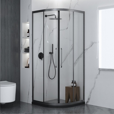 Villa Bagno Sala doccia con recinto d'angolo in vetro tessuto e finitura in acciaio