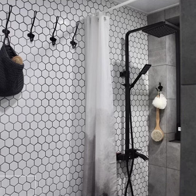 Stile di design moderno Piastrelle di pavimento esagonale in ceramica bianca pura con mosaico di vetro a nido di miele