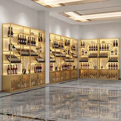 Modello di armadietto in legno per vini per l'hotel a domicilio in colore rosso e nero/oro personalizzato