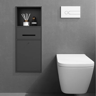 Niche di bagno in oro a superficie spazzolata per toilette strette impermeabili e montate con scarico