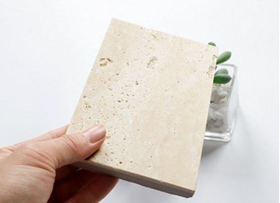 Piastrelle di porcellana a crema 60x60 di grado AAA Travertino lucidato per applicazioni interne